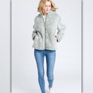 A095 • Ultra Soft Two Tone Sherpa Hooded Sweater